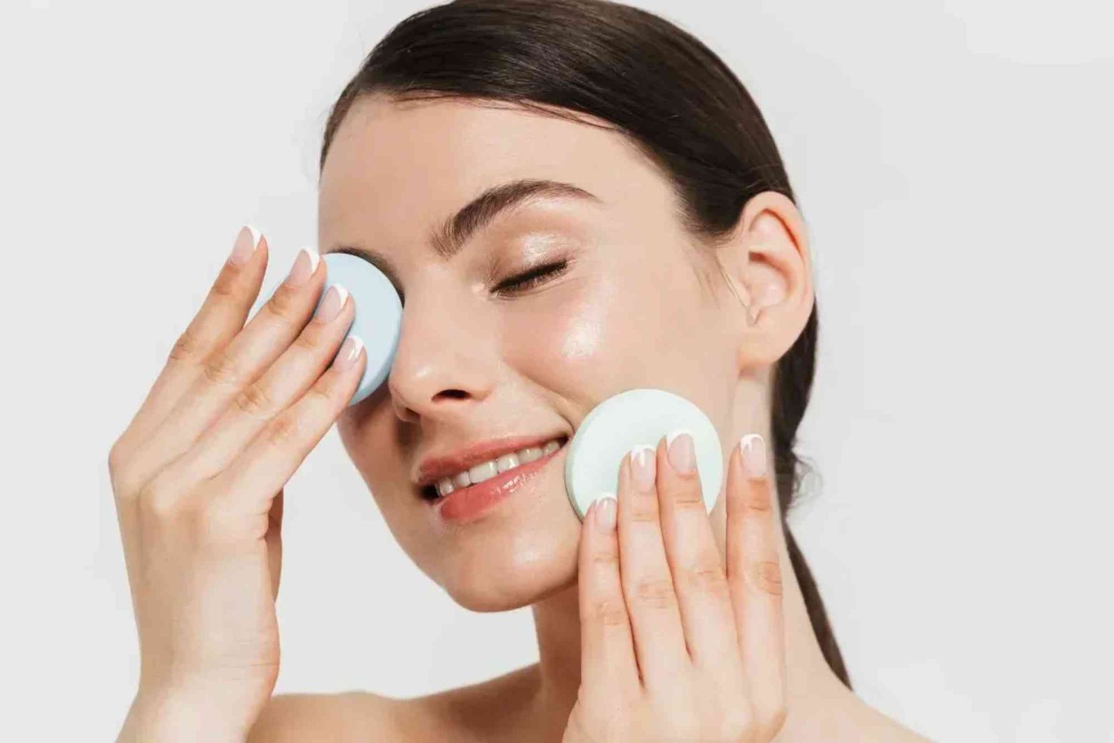 10 Simple Skincare Tips for Naturally Glowing Skin