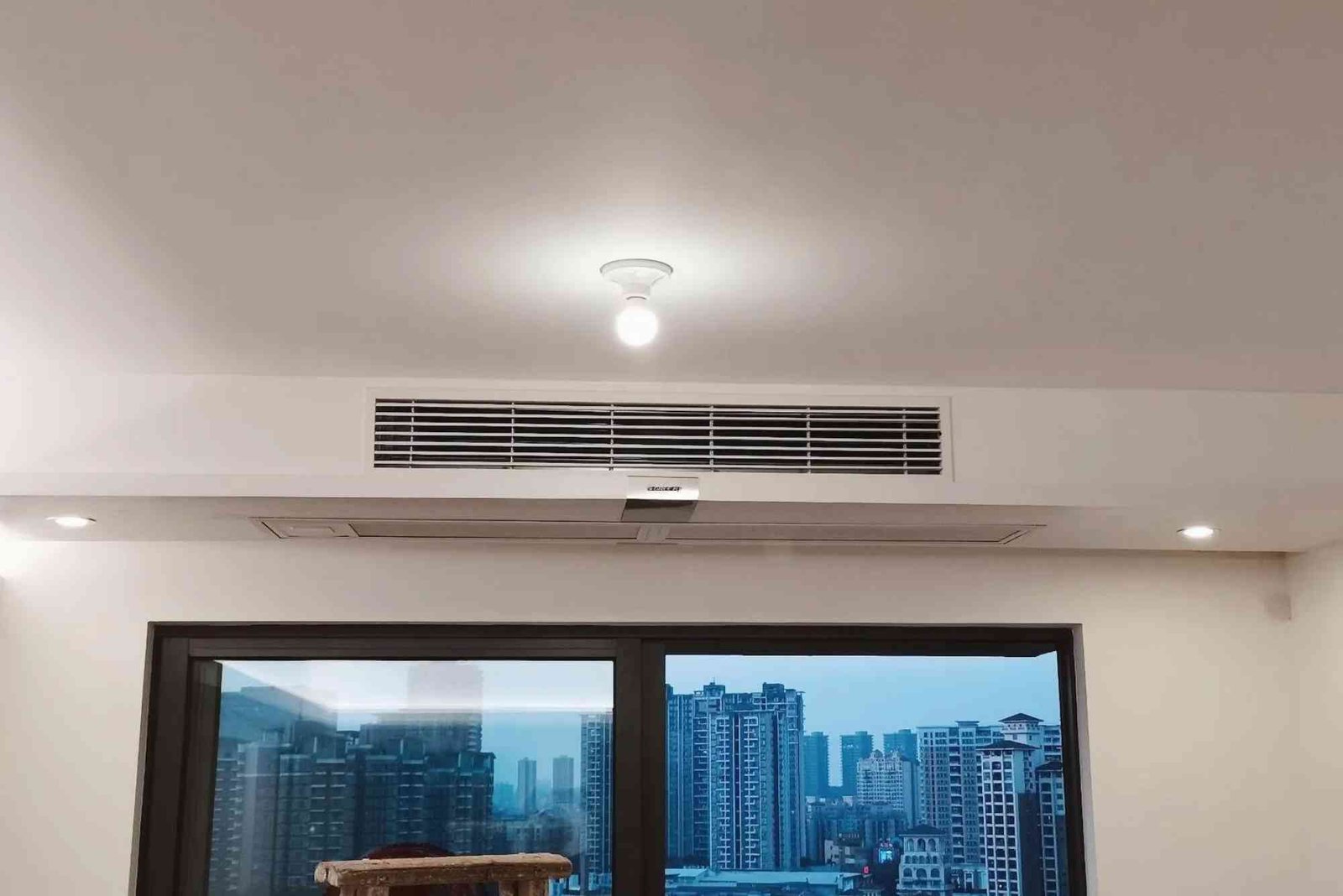 How to install ducted AC in commercial buildings